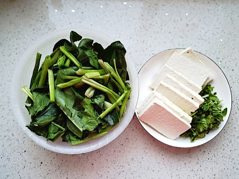 Bị ung thư tuyến giáp là phải kiêng đậu, rau cải?