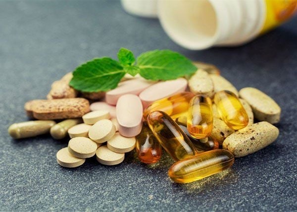 Tự ý dùng thực phẩm chức năng, người phụ nữ có men gan tăng vọt