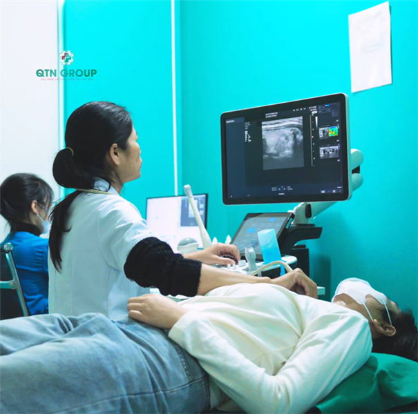 Cô gái trẻ đi khám tuyến giáp, bác sĩ phát hiện nhân nghi ung thư