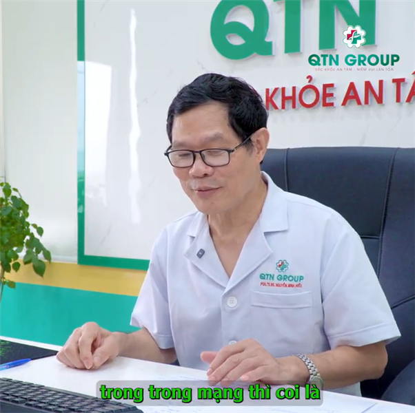 Tư vấn cho bệnh nhân U60 vẫn có kinh nguyệt, hay đau 2 bên ngực