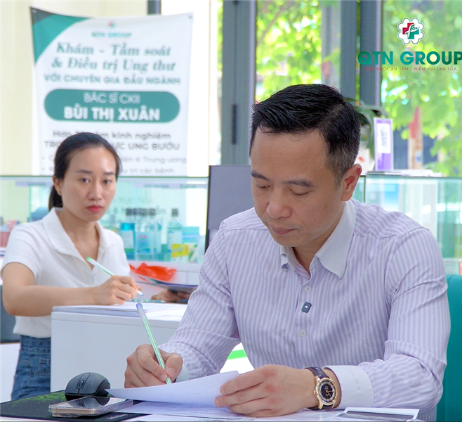 Bệnh nhân đi khám sức khỏe phát hiện bị thiếu máu, mắc hội chứng đại tràng kích thích, trào ngược dạ dày