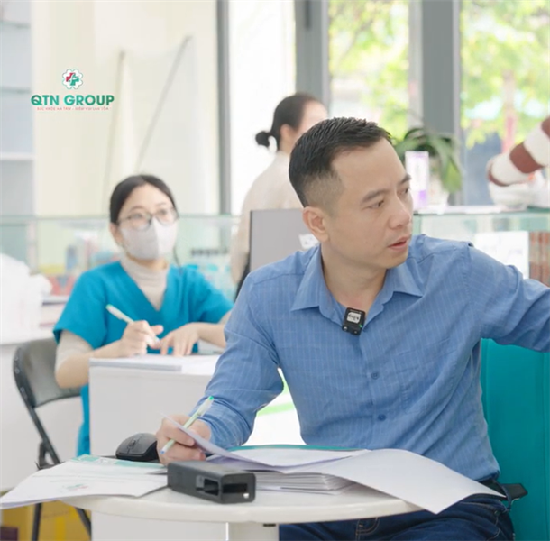 Quá đáng thương cho cô gái còn trẻ nhưng tuyến giáp bị mổ thế này...