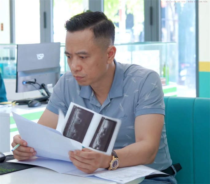 Tư vấn cho bệnh nhân có u tuyến giáp giữa cổ, nghi ung thư
