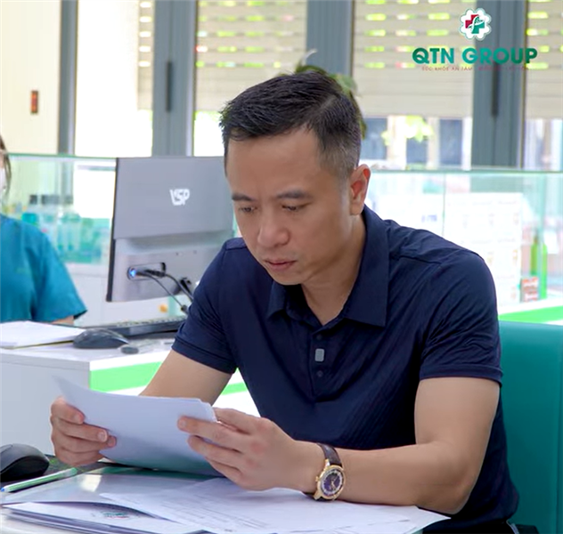 "Của anh cũng có mấy nhân xấu"