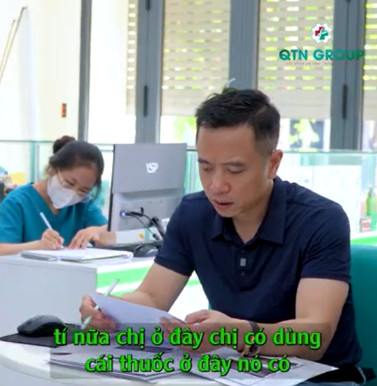 Bệnh nhân có 2 u tuyến giáp ở 2 bên nhưng không phải làm gì