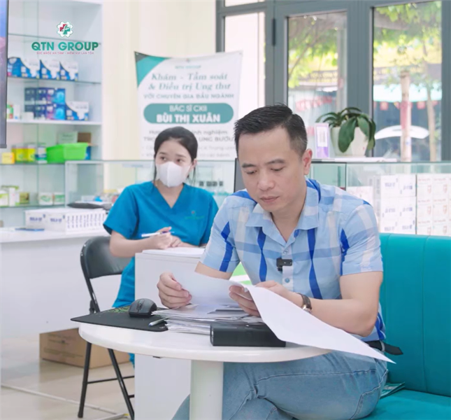 Đi đám ma khiến khối u to lên?