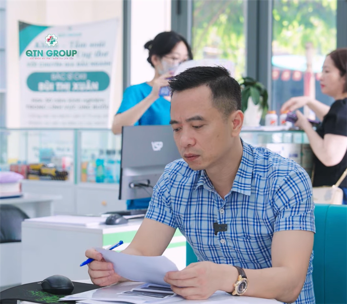Tư vấn cho bệnh nhân từng mổ tuyến giáp, bị mỡ máu cao