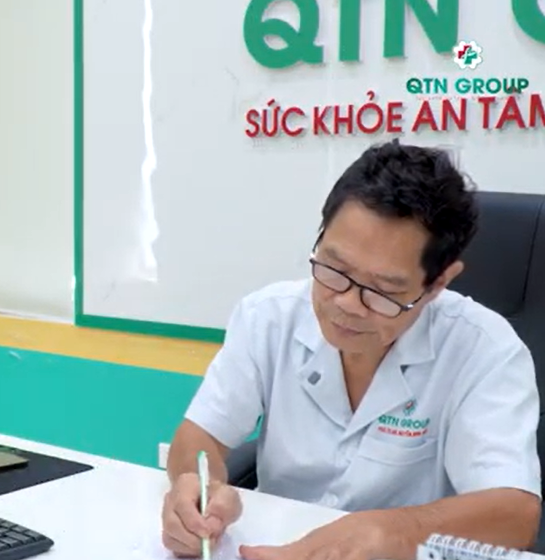 Chưa 40 tuổi đã tích mỡ trong người, bác sĩ xem kết quả xét nghiệm máu mà lo lắng